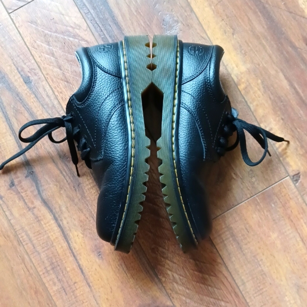 Dr. Martens Black Oxfords size 9 ladies